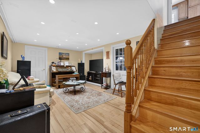 48 Ridge Crest Circle, Wethersfield, CT 06109