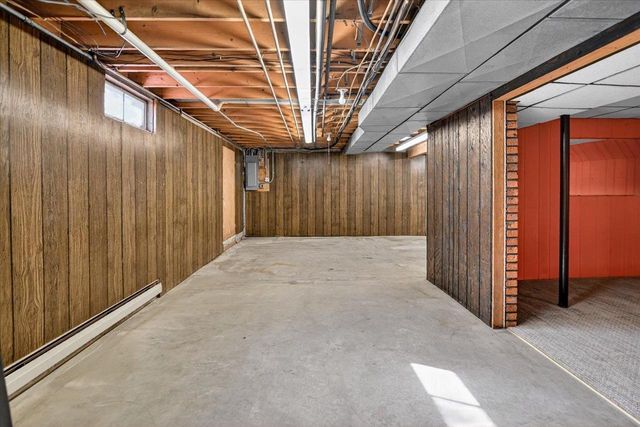 2695 Gaston Road, Cottage Grove, WI 53527