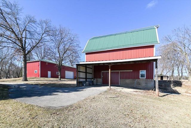 2695 Gaston Road, Cottage Grove, WI 53527