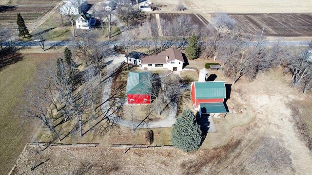 2695 Gaston Road, Cottage Grove, WI 53527