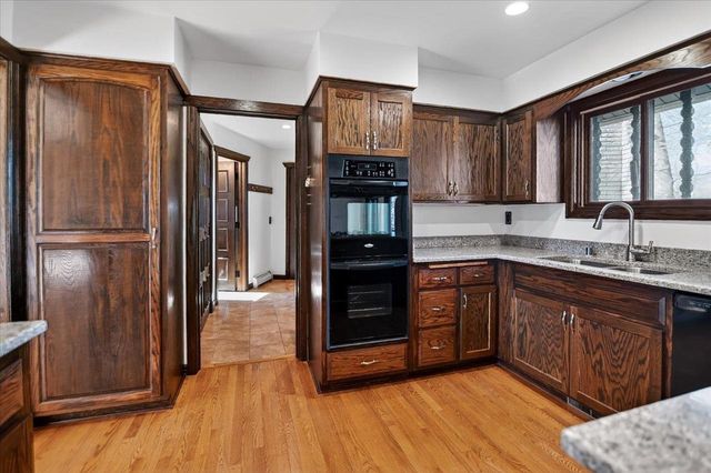 2695 Gaston Road, Cottage Grove, WI 53527