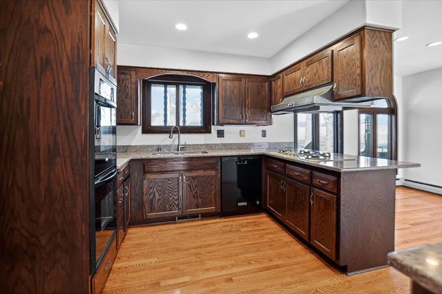 2695 Gaston Road, Cottage Grove, WI 53527