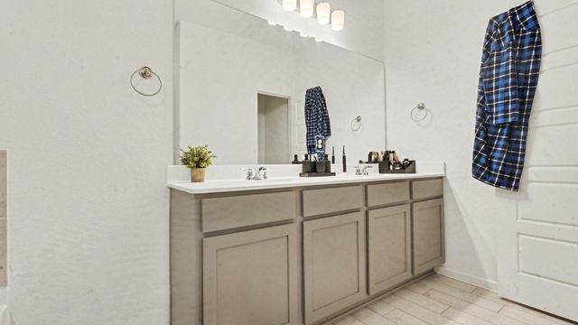 3303 Falling Brook Drive, Baytown, TX 77521