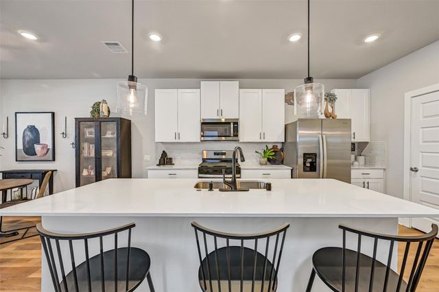 639 Salt Marsh Trail, Kemah, TX 77565