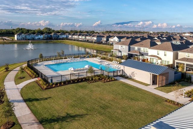 639 Salt Marsh Trail, Kemah, TX 77565
