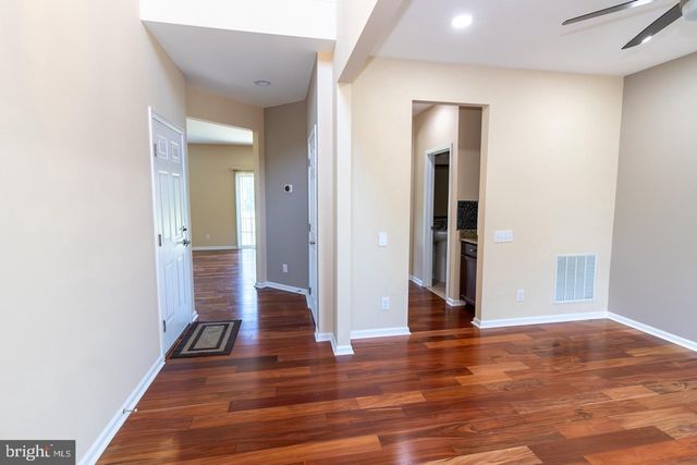 823 S HAINES CIR, Downingtown, PA 19335