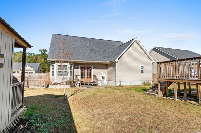 621 Garden Dr., Georgetown, SC 29440