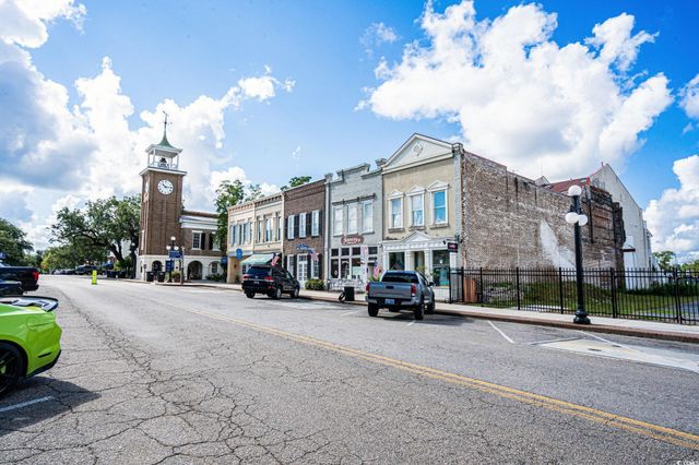 621 Garden Dr., Georgetown, SC 29440