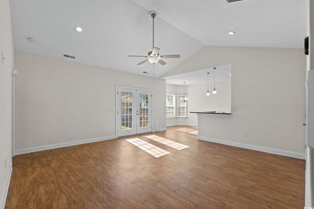 621 Garden Dr., Georgetown, SC 29440