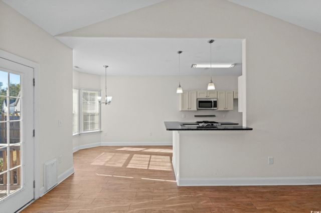 621 Garden Dr., Georgetown, SC 29440