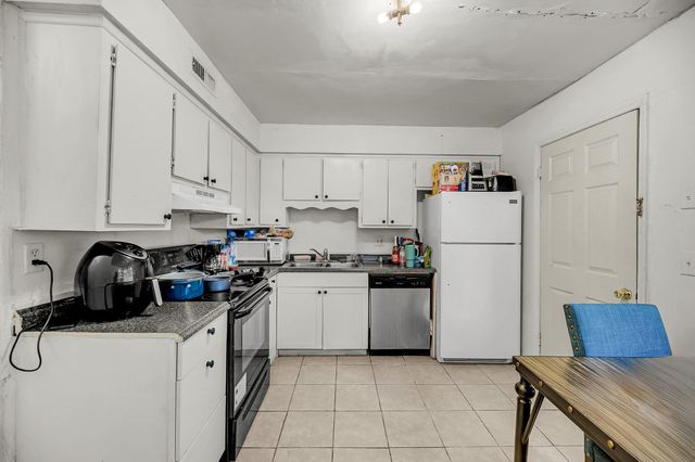 107 Magwood Drive, Summerville, SC 29485