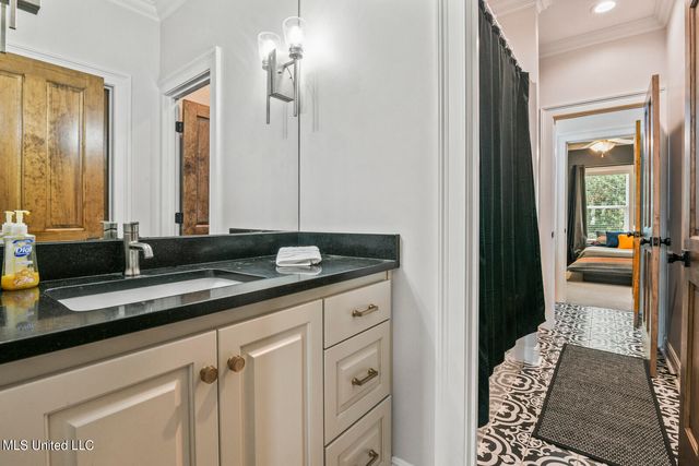 10788 E East Taylor Road, Gulfport, MS 39503