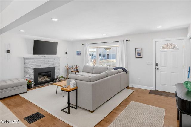 40 Lee Street, Ballston Spa, NY 12020