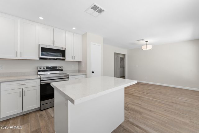 7214 W SIERRA VISTA Drive, Glendale, AZ 85303
