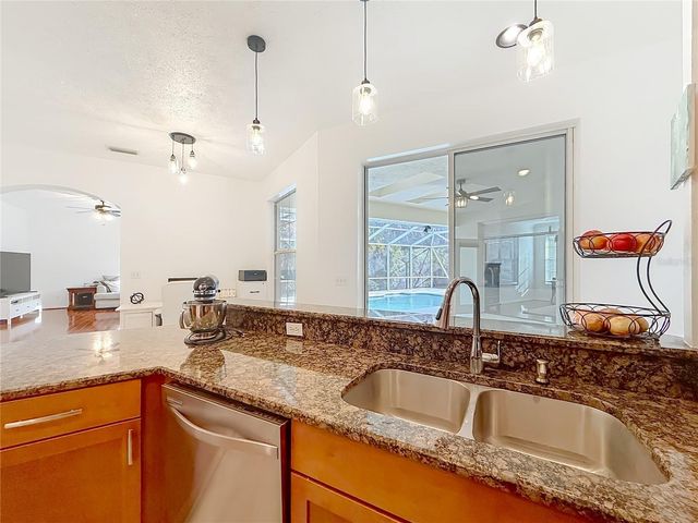 2614 SE 25TH COURT, Ocala, FL 34471