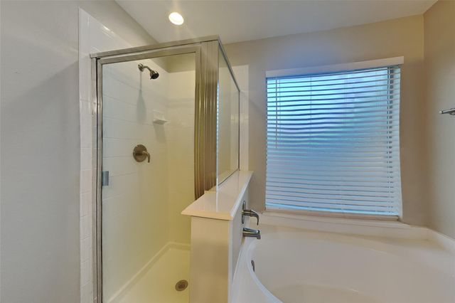 10210 E Summit Canyon Drive, Houston, TX 77095