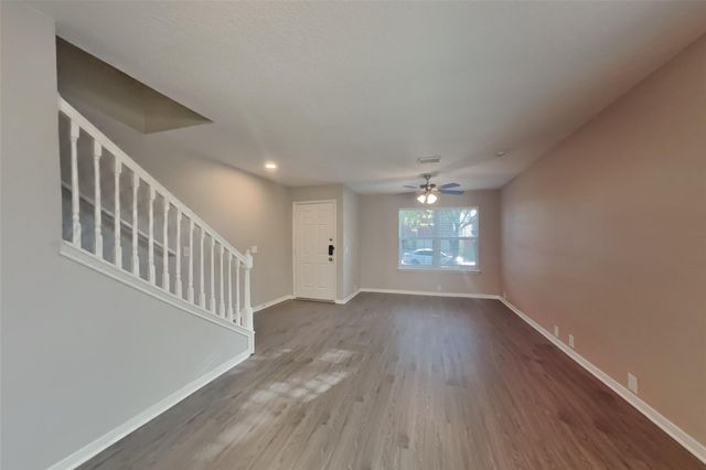 10210 E Summit Canyon Drive, Houston, TX 77095