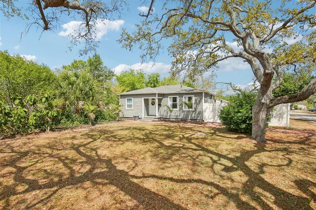 4801 EMERSON AVENUE S, St Petersburg, FL 33711