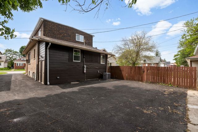 1929 S 3rd Avenue, Maywood, IL 60153