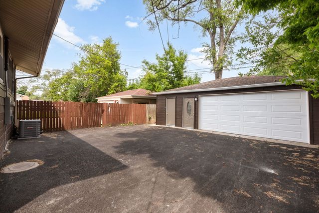 1929 S 3rd Avenue, Maywood, IL 60153