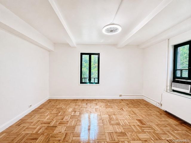 1564 Unionport Road 5A, Bronx, NY 10462