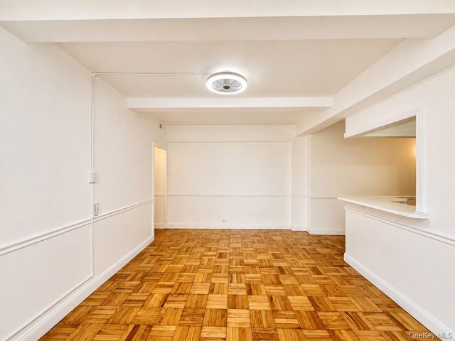1564 Unionport Road 5A, Bronx, NY 10462