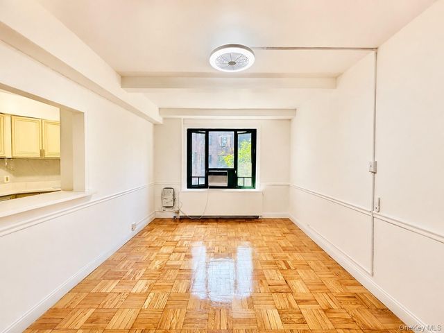 1564 Unionport Road 5A, Bronx, NY 10462