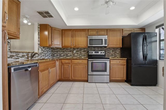 11241 DOLLAR LAKE DRIVE 4, Port Richey, FL 34668