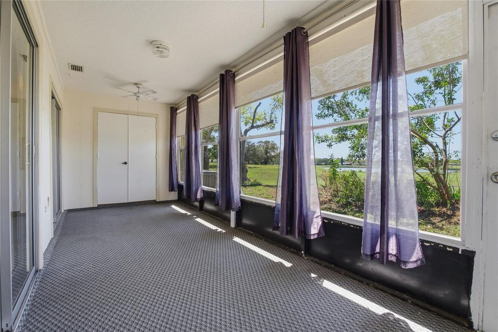 Image 28 of property listing at 11241 DOLLAR LAKE DRIVE 4, Port Richey, FL 34668