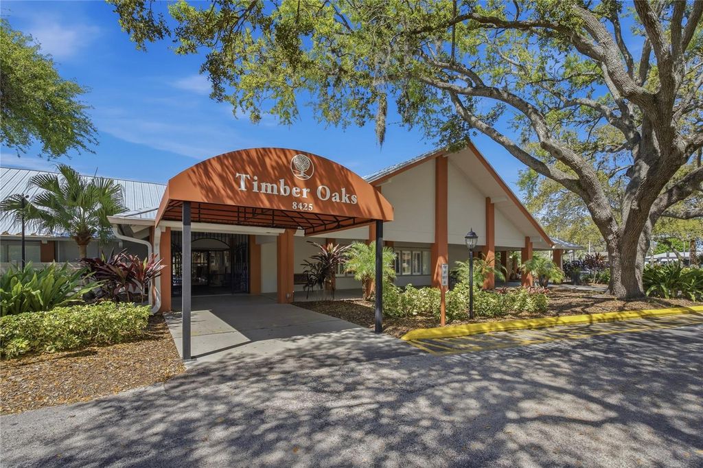 Image 36 of property listing at 11241 DOLLAR LAKE DRIVE 4, Port Richey, FL 34668