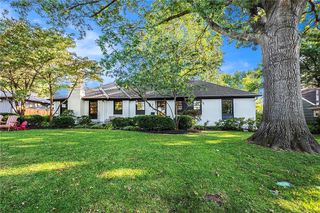 5111 W 64TH Street, Prairie Village, KS 66208