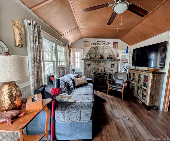 47 E Catskill Trail, Bethel, NY 12720