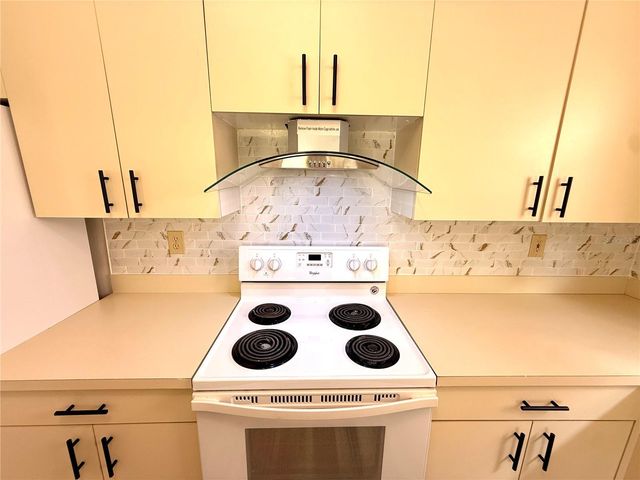 7830 BECKET STREET, New Port Richey, FL 34653