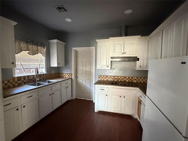 2241 W Park Place, Oklahoma City, OK 73107