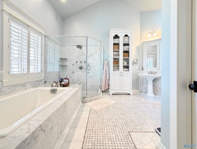 2215 Red Bank Road, Decatur, AL 35603