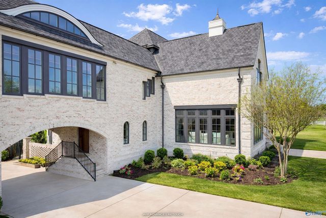 2215 Red Bank Road, Decatur, AL 35603