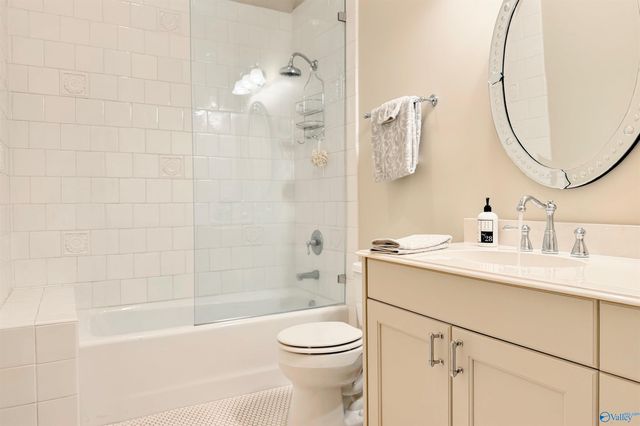 2215 Red Bank Road, Decatur, AL 35603