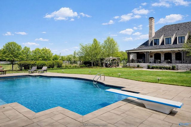 2215 Red Bank Road, Decatur, AL 35603