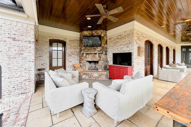 2215 Red Bank Road, Decatur, AL 35603