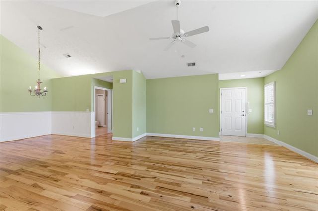 945 BURNT HICKORY Circle NW 8, Marietta, GA 30064