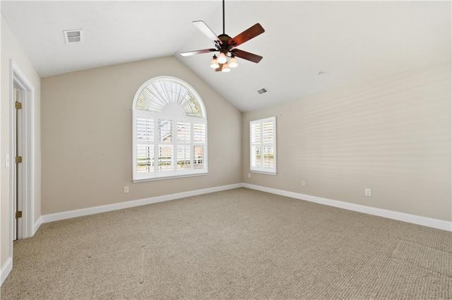 945 BURNT HICKORY Circle NW 8, Marietta, GA 30064