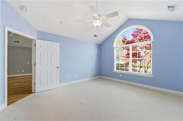 945 BURNT HICKORY Circle NW 8, Marietta, GA 30064