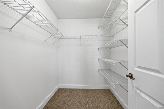 945 BURNT HICKORY Circle NW 8, Marietta, GA 30064