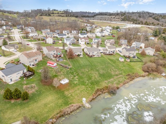 2421 Hickorywood Court, Alexandria, KY 41001