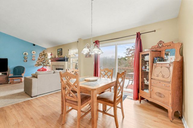 2421 Hickorywood Court, Alexandria, KY 41001