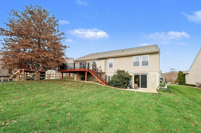 2421 Hickorywood Court, Alexandria, KY 41001