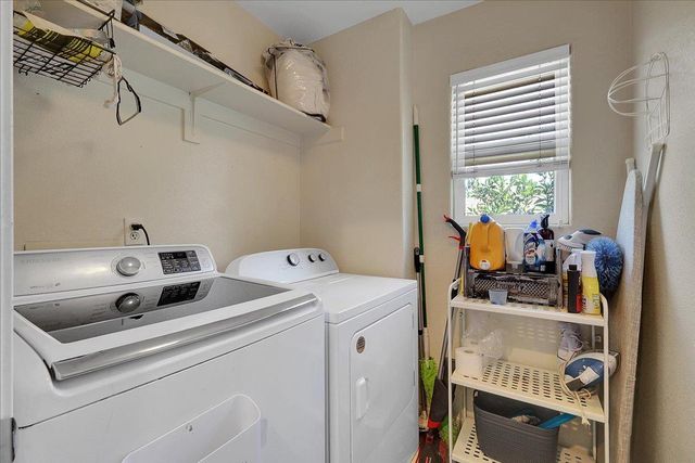 1645 Headslane Rd, West Sacramento, CA 95691
