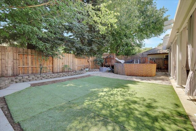 1645 Headslane Rd, West Sacramento, CA 95691