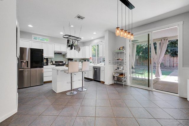 1645 Headslane Rd, West Sacramento, CA 95691