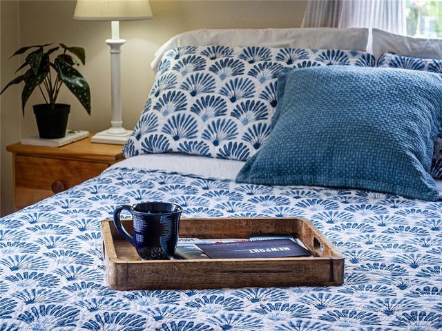 21 Annandale Terrace, Newport, RI 02840